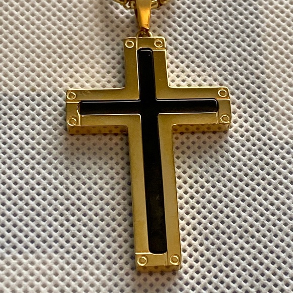 Cross Dangle Necklace - Picture 4 of 10